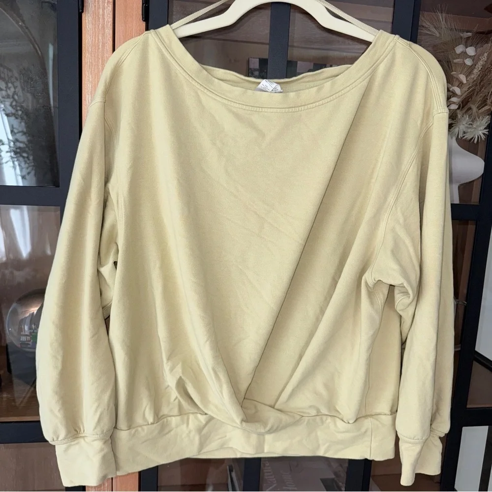 Lululemon Pleated Modal Fleece Pullover sweatshirt Dew Green boat neck